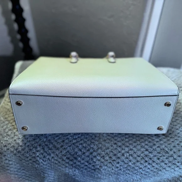 Coach Maggie Tote Bag - Picture 7 of 13